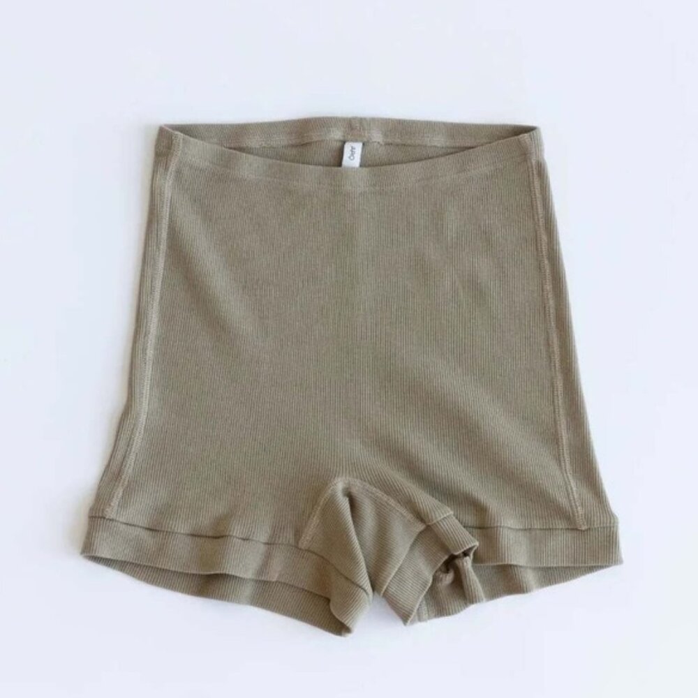 Arq Bjorn Short in Taupe